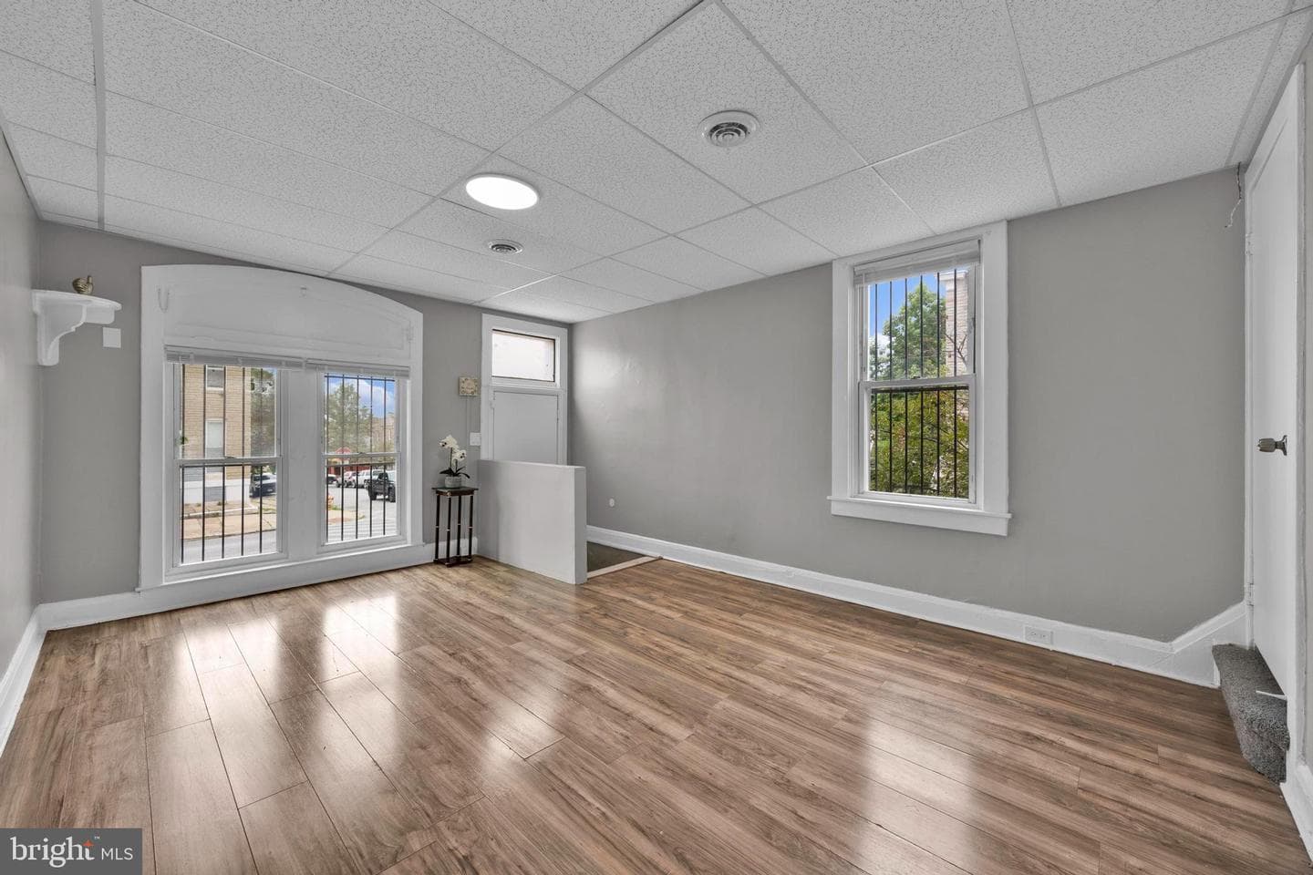 500 N Luzerne Avenue photo 4
