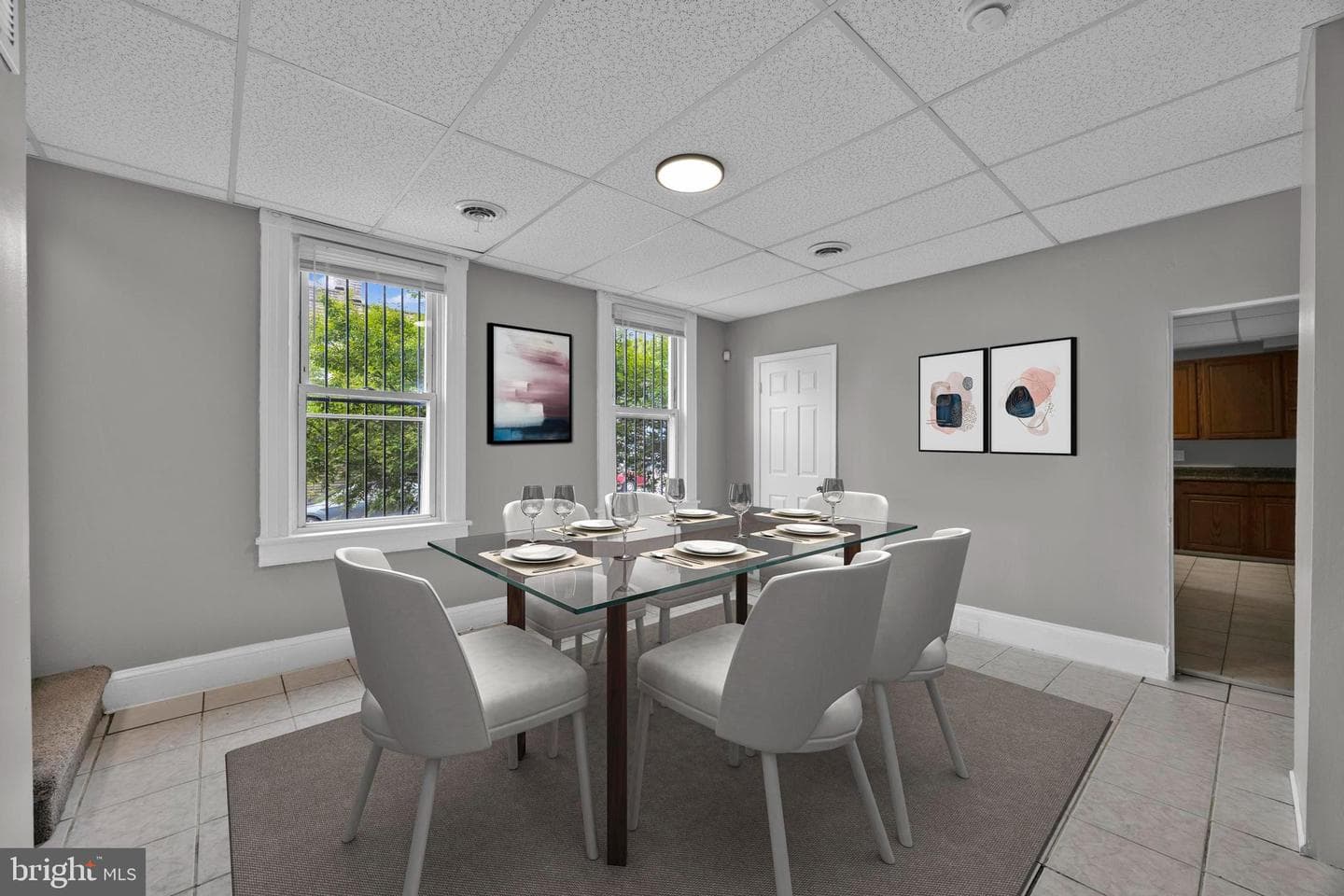 500 N Luzerne Avenue photo 5