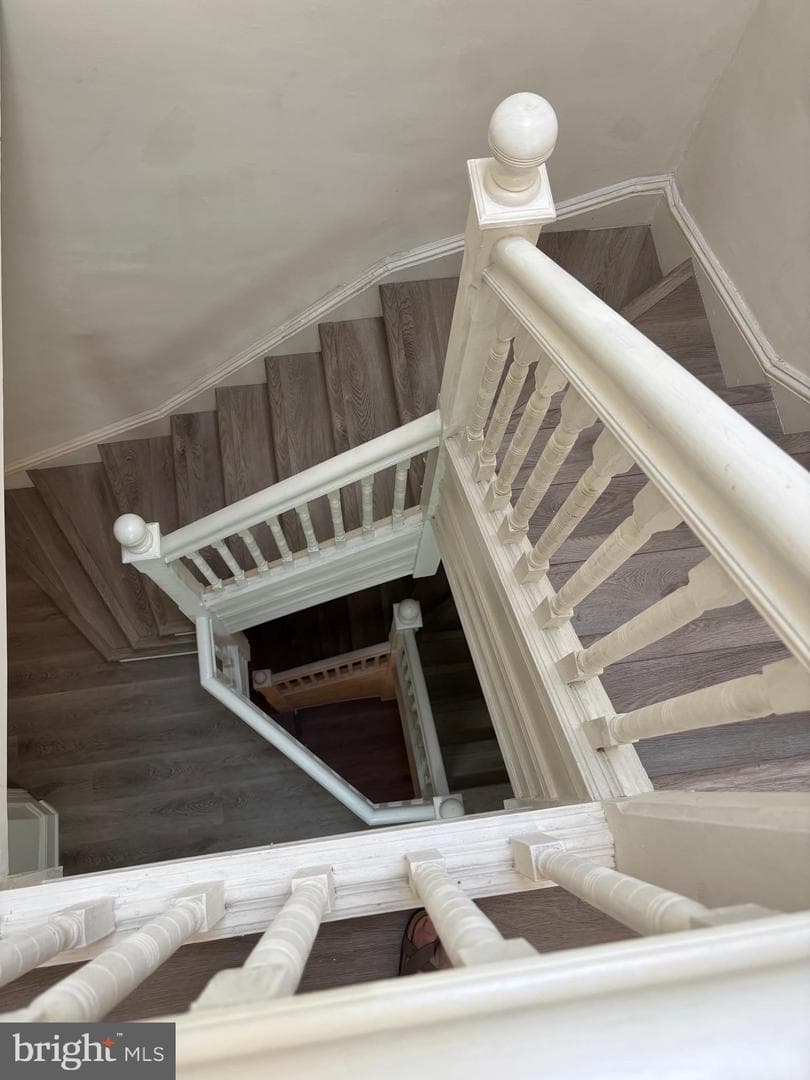 1305 Bolton Street photo 28