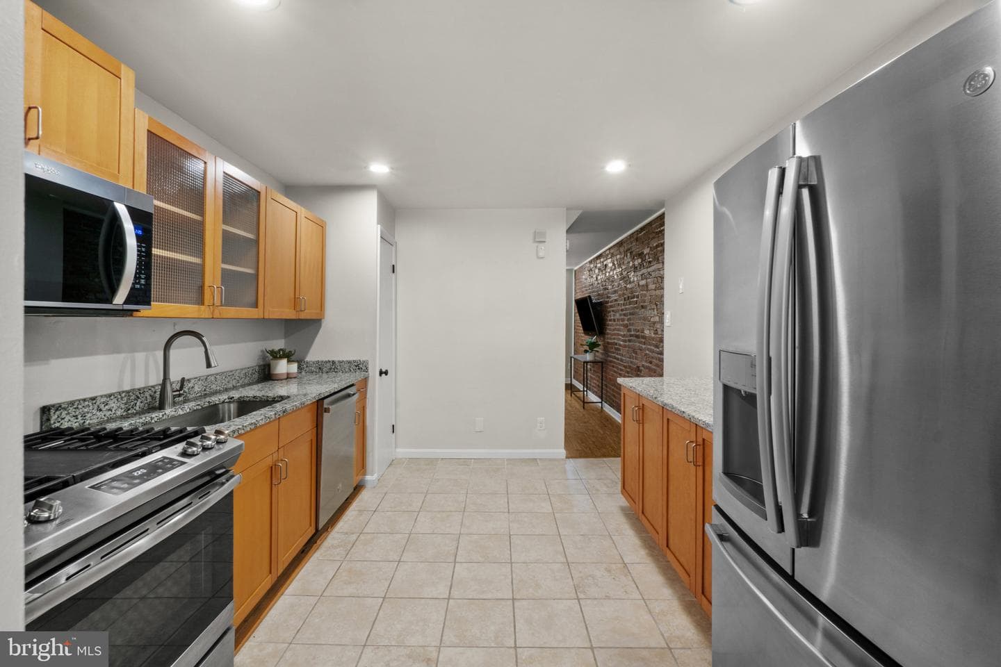 909 S Streeper Street photo 10