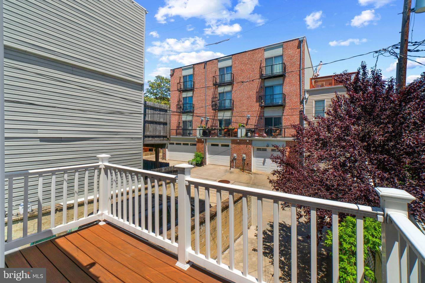 909 S Streeper Street photo 32