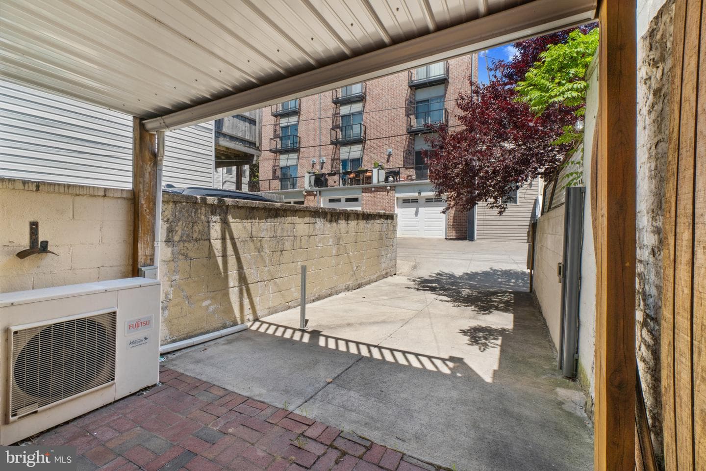 909 S Streeper Street photo 35