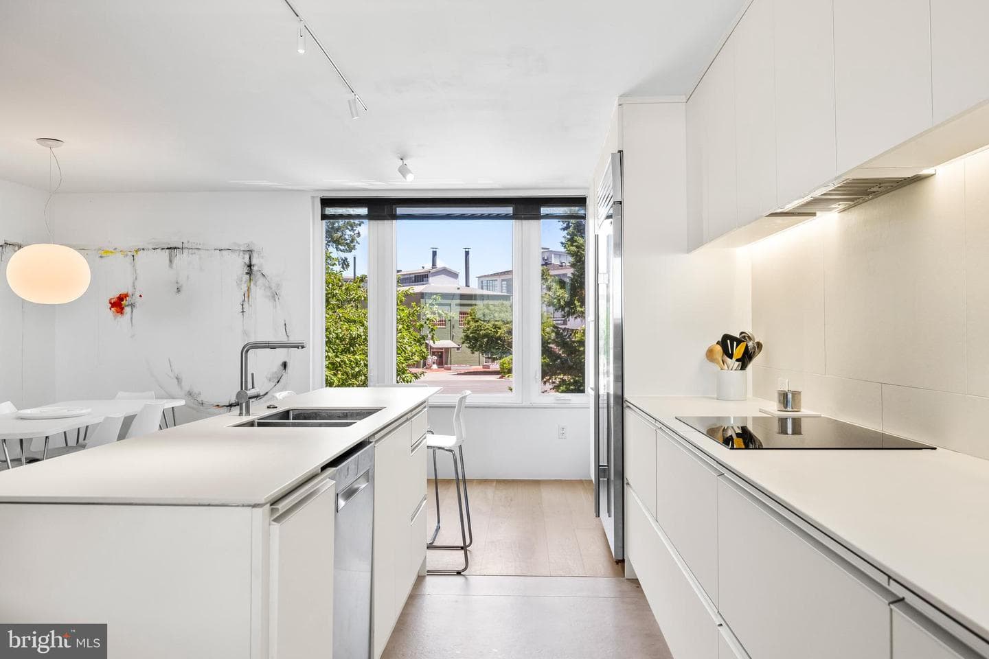 2439 Boston Street photo 46