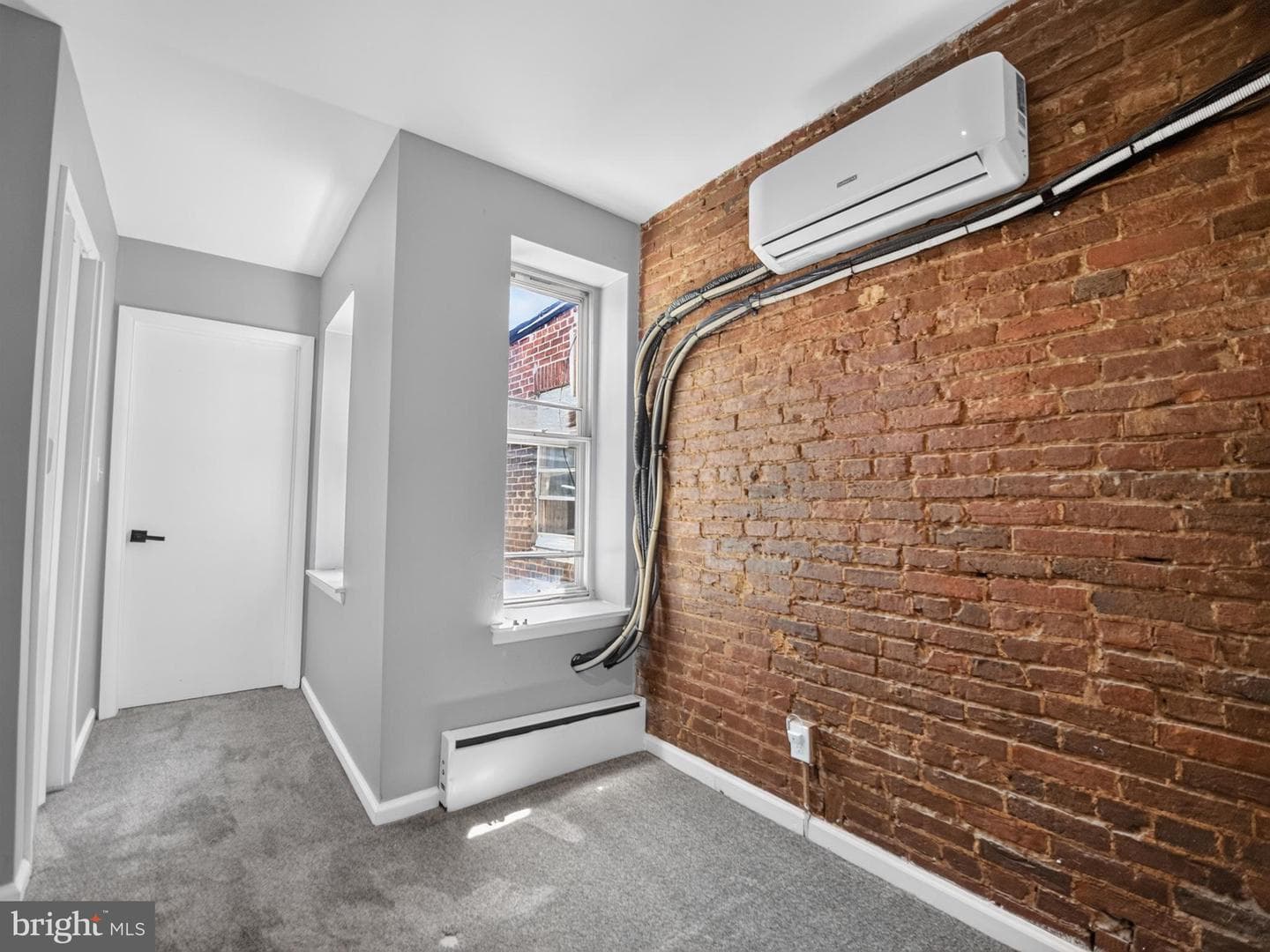 629 N Duncan Street photo 16