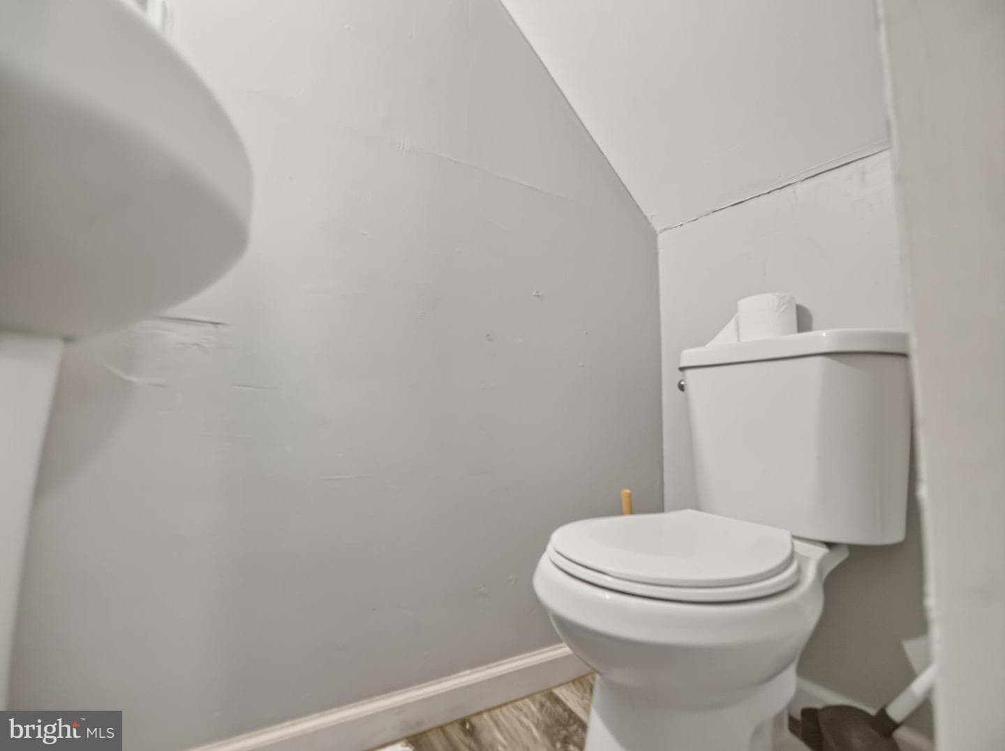 629 N Duncan Street photo 25