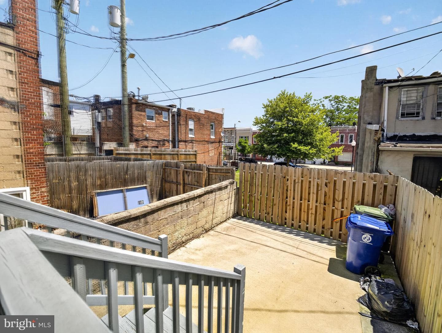 629 N Duncan Street photo 31