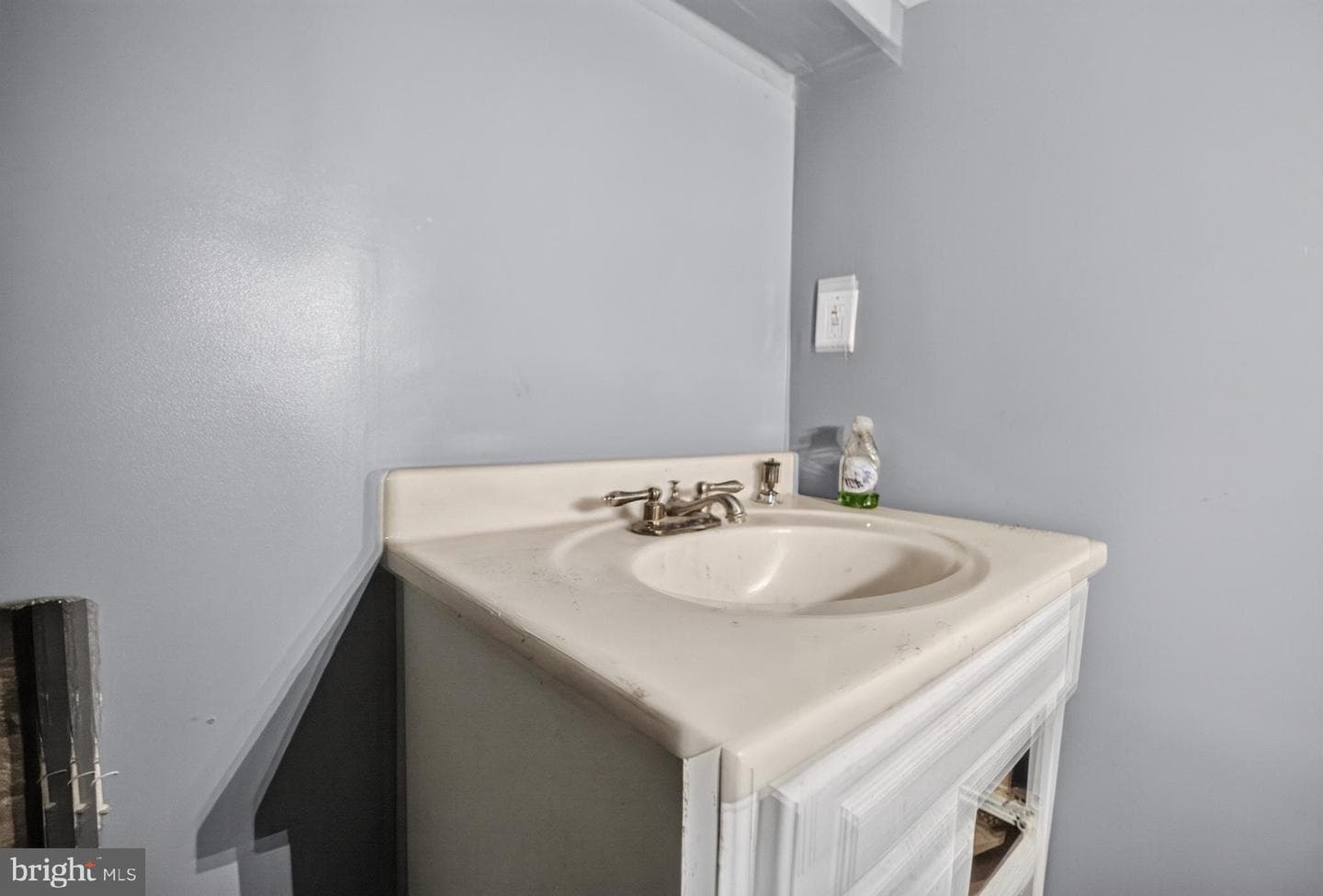 629 N Duncan Street photo 34