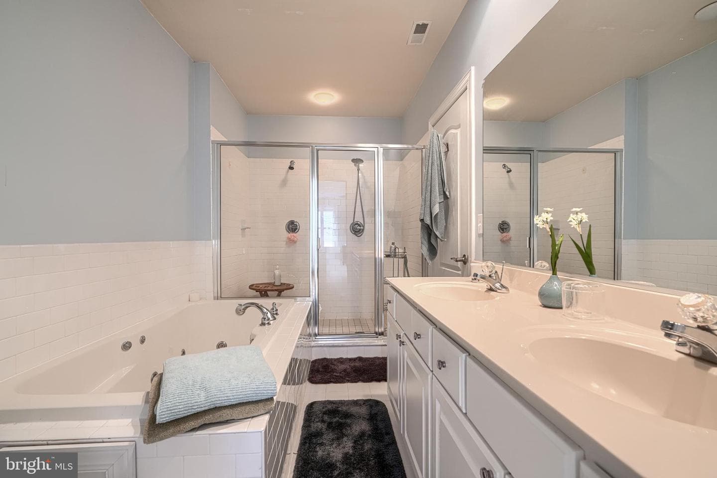3526 Elliott Street photo 17