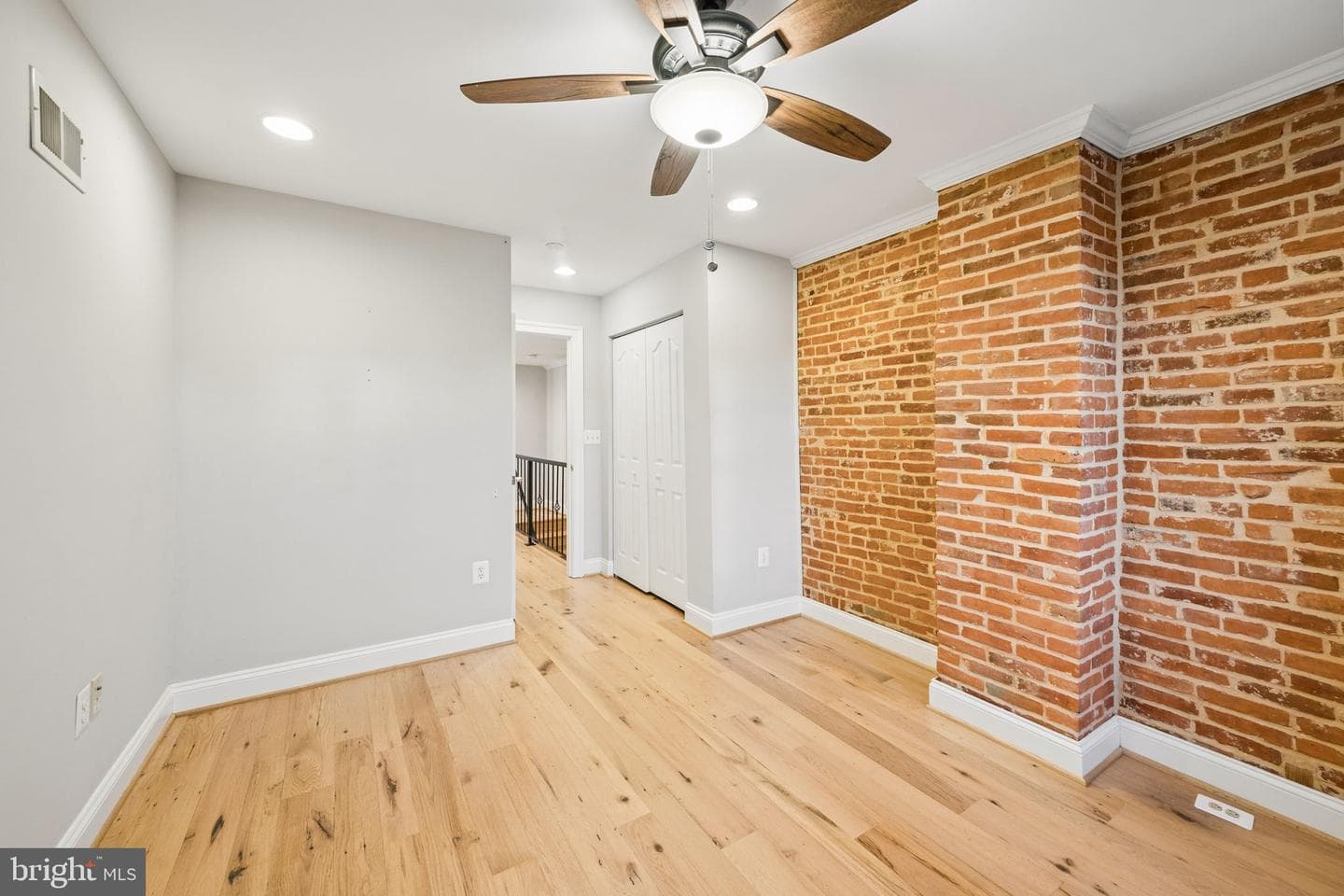 1115 Haubert Street photo 22