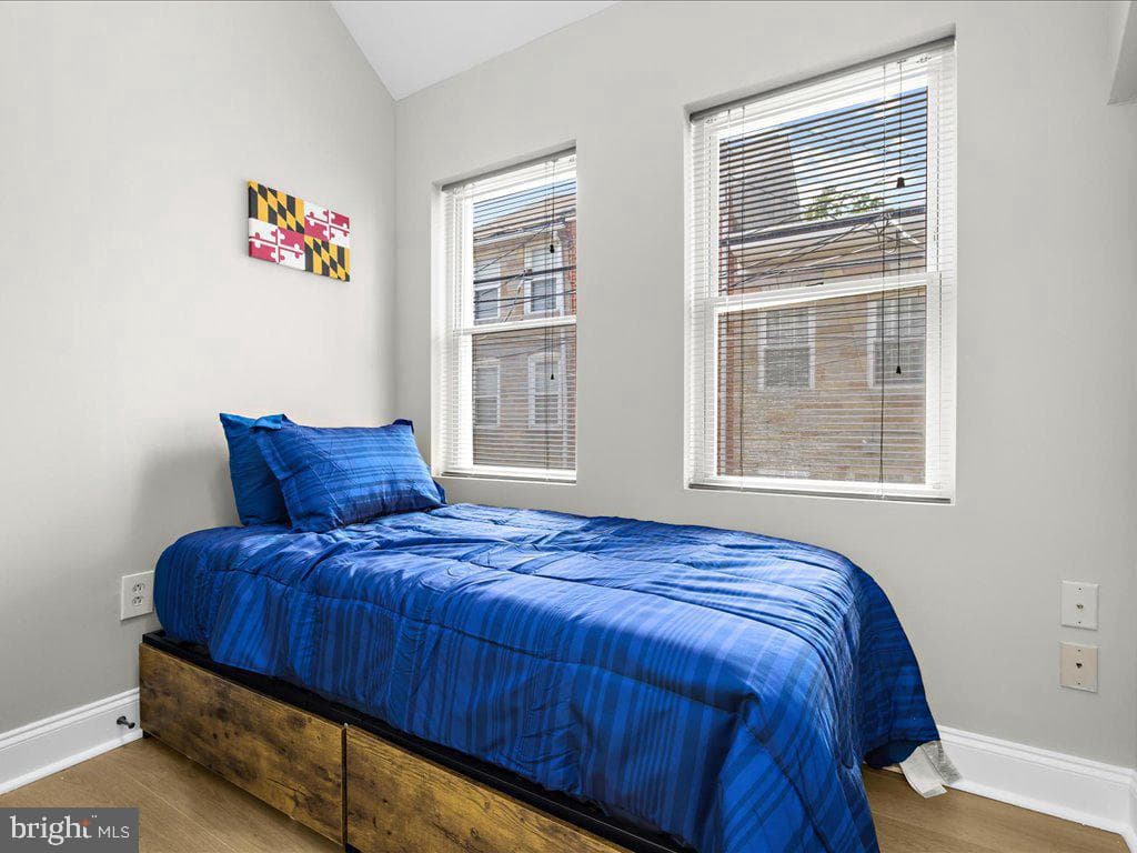 521 S Chapel Street photo 14