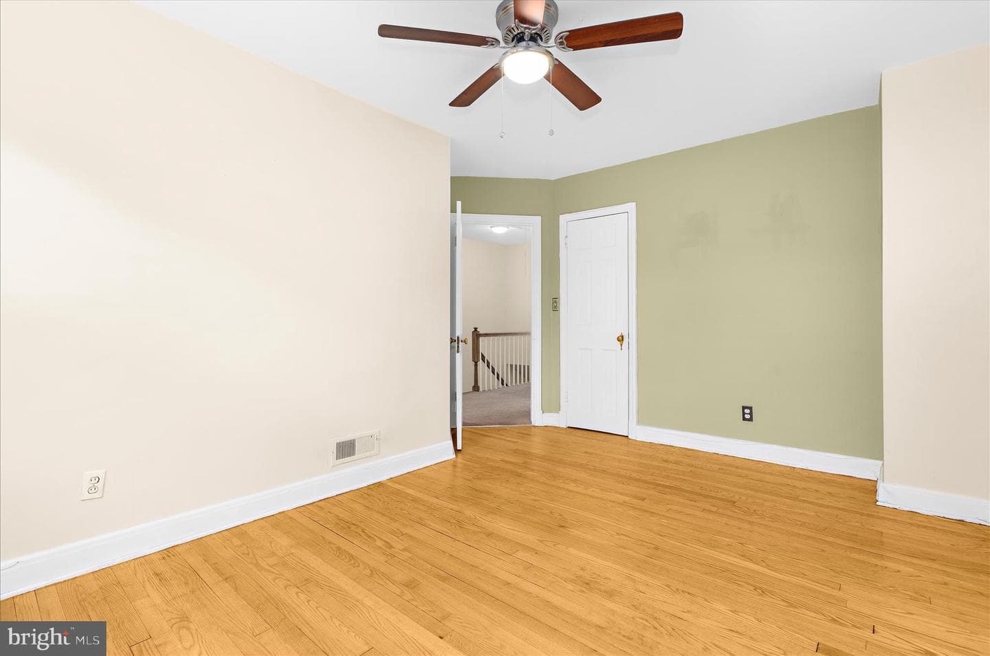 1510 E 36th Street photo 18