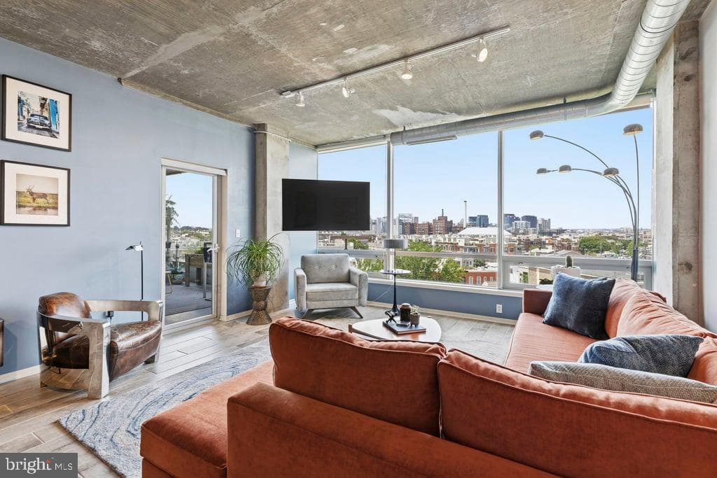 1200 Steuart Street #528 photo 24