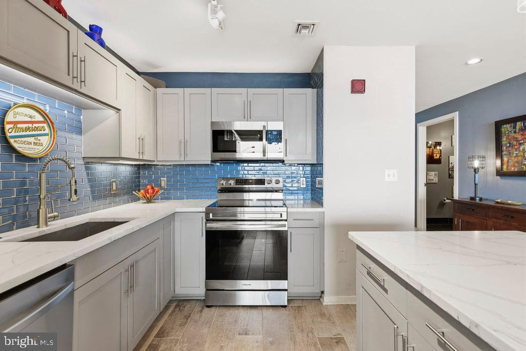 1200 Steuart Street #528 photo 6