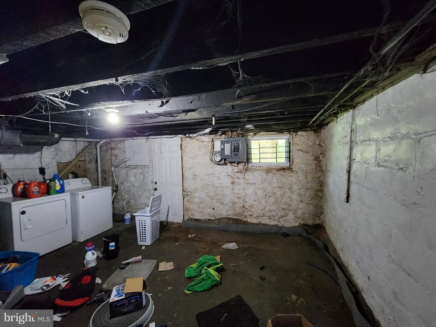 525 Sheridan Avenue photo 30