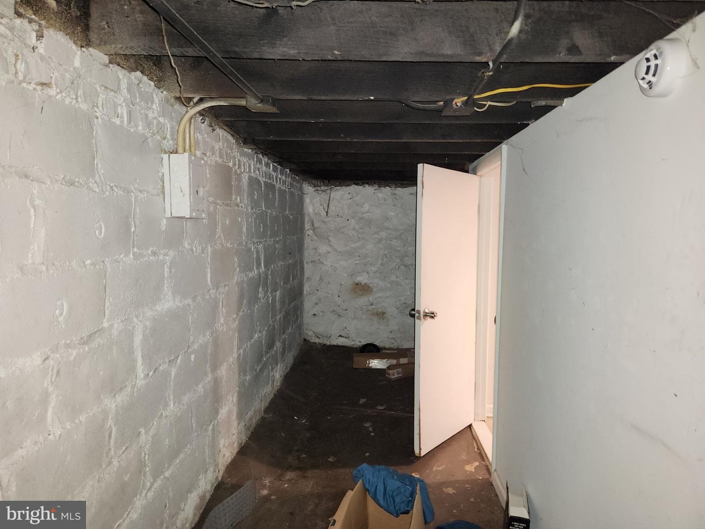 525 Sheridan Avenue photo 32