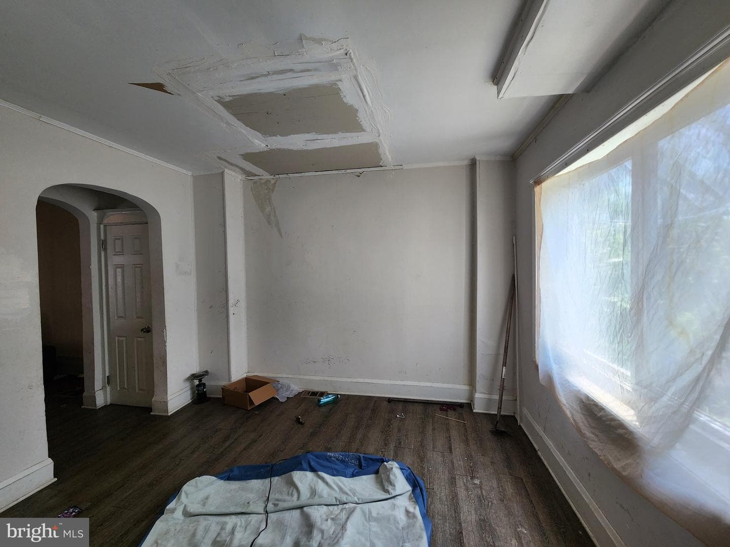 525 Sheridan Avenue photo 8
