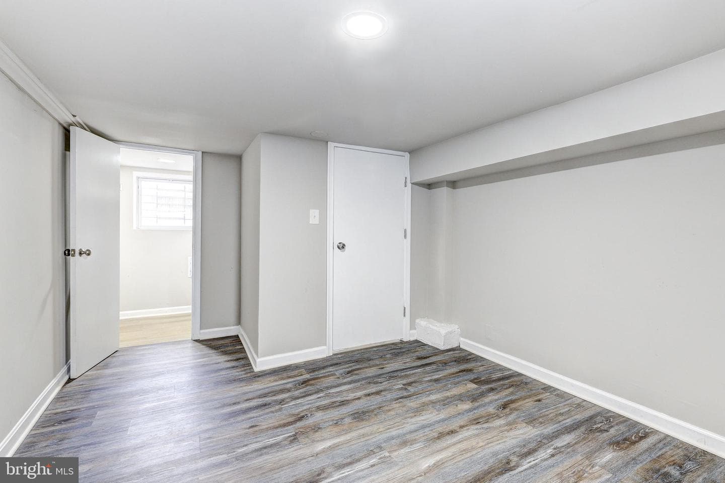 3611 W Garrison Avenue photo 17