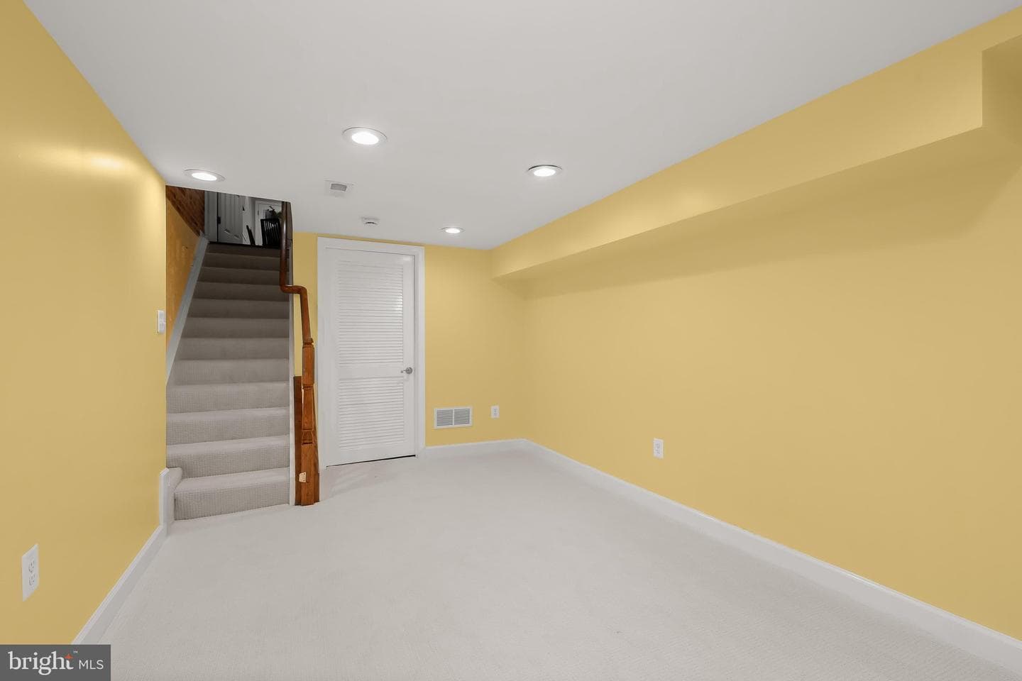 617 S Glover Street photo 24