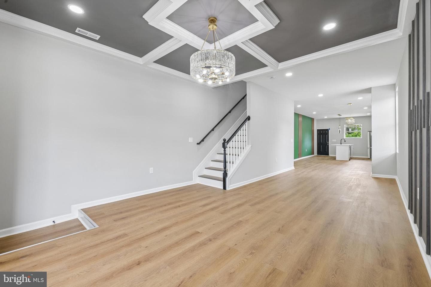 1801 N Fulton Avenue photo 11