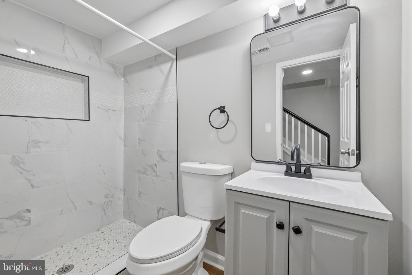 1801 N Fulton Avenue photo 36