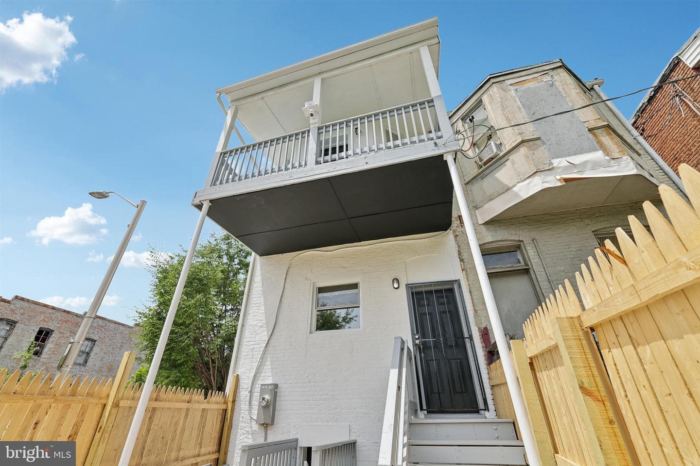 1801 N Fulton Avenue photo 44