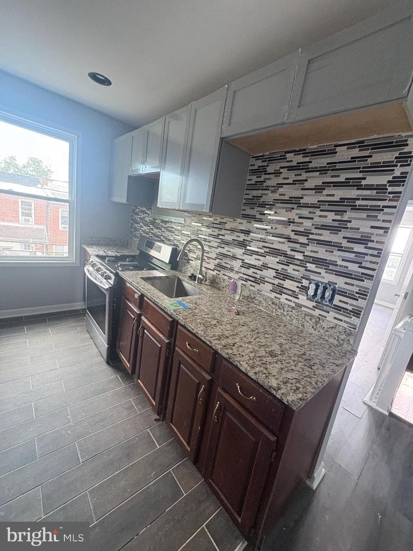 1504 N Washington Street photo 13
