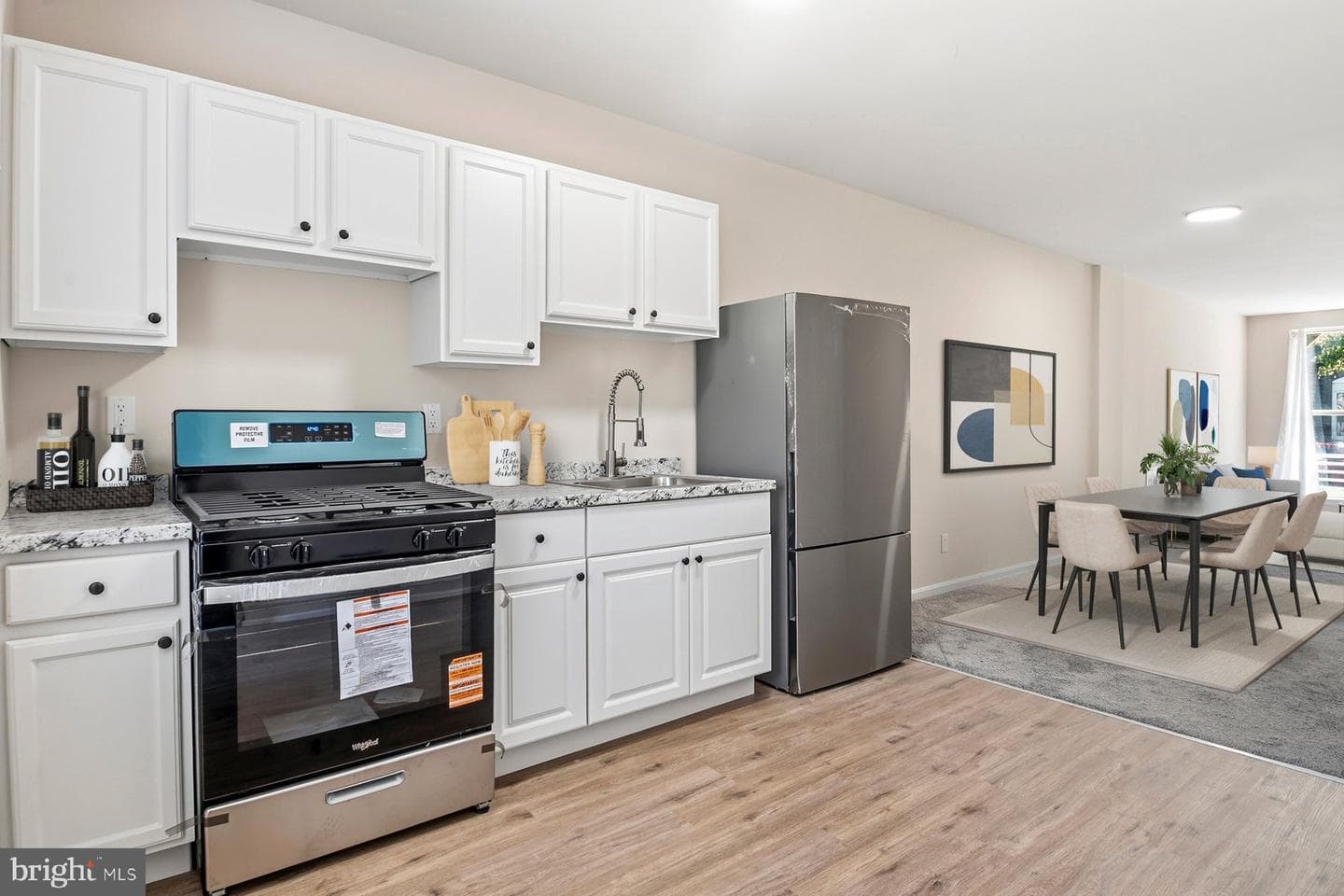 2416 Mcelderry Street photo 6