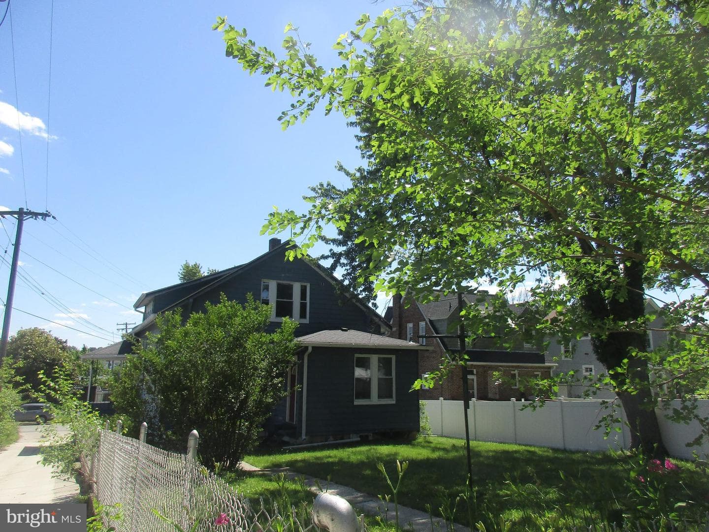 2930 Berwick Avenue photo 7