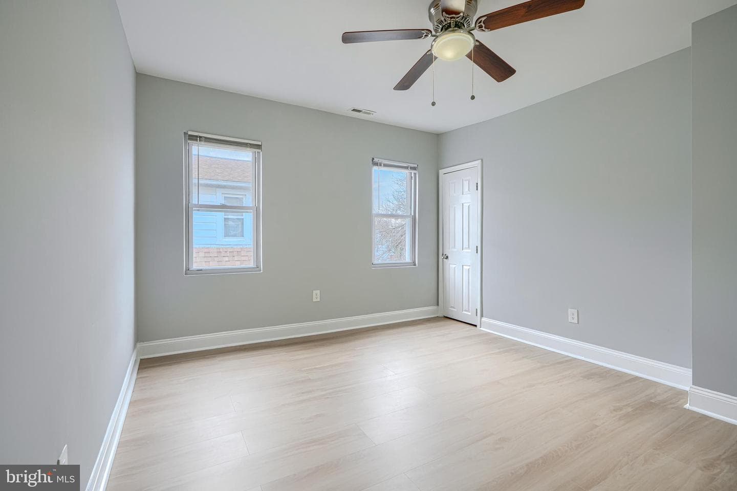 3802 Fernhill Avenue photo 34