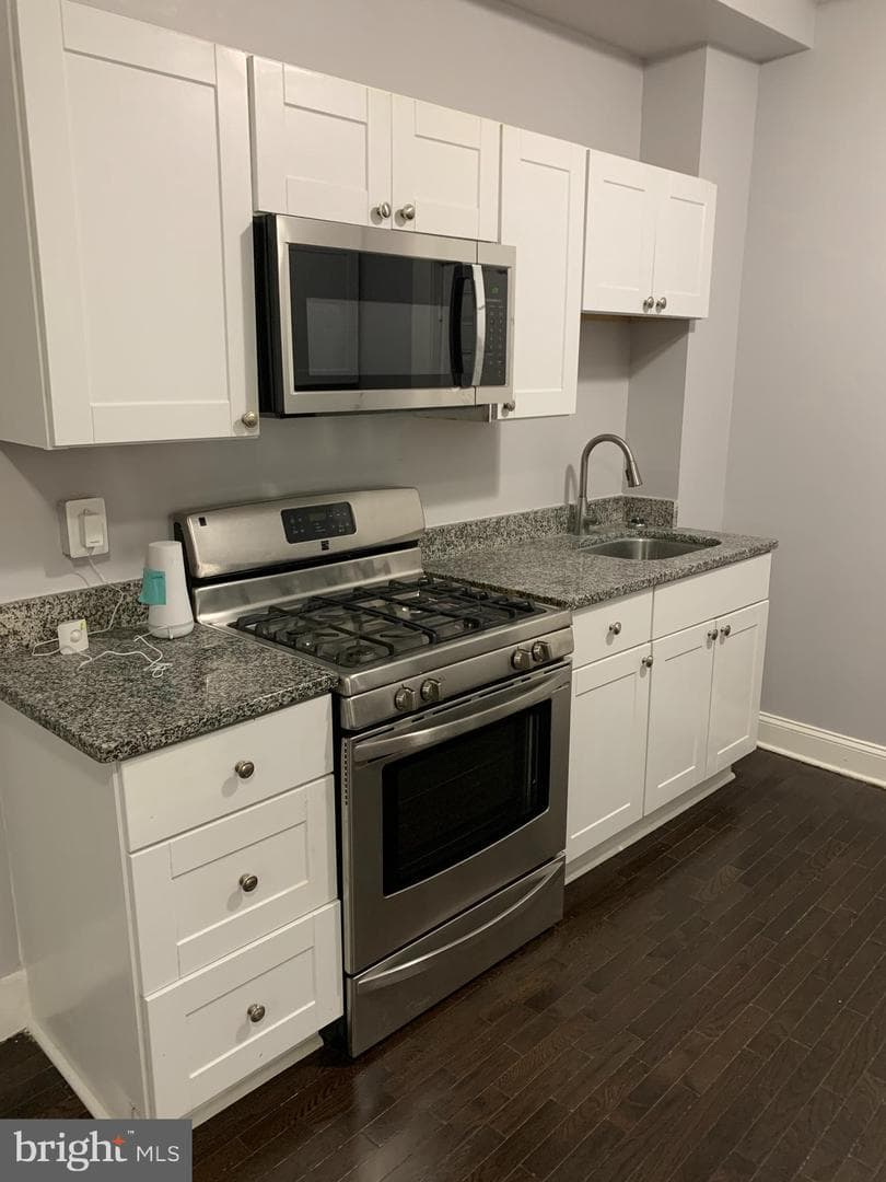 519 Beaumont Avenue photo 4