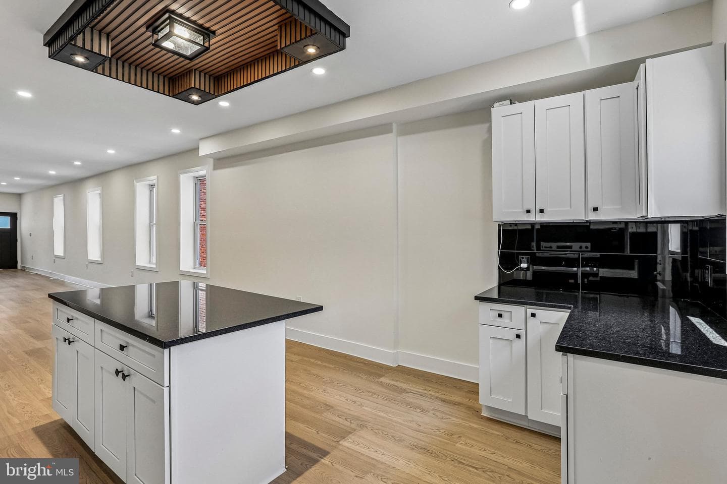 3007 Presstman Street photo 10