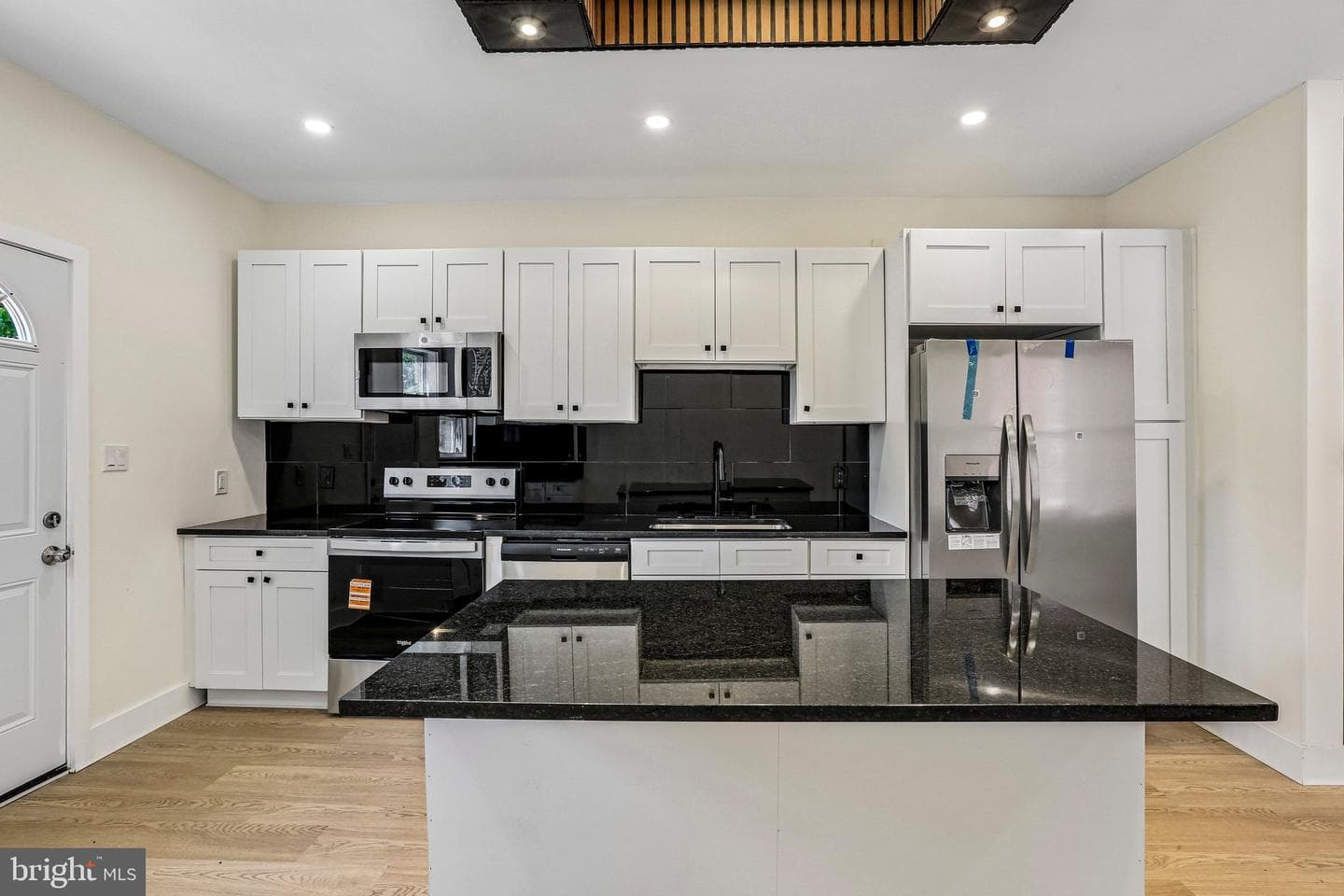 3007 Presstman Street photo 12
