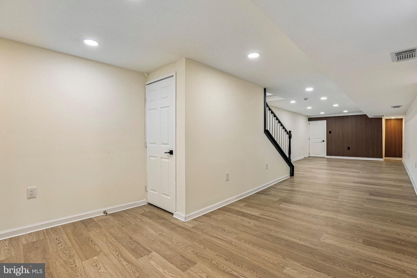 3007 Presstman Street photo 26