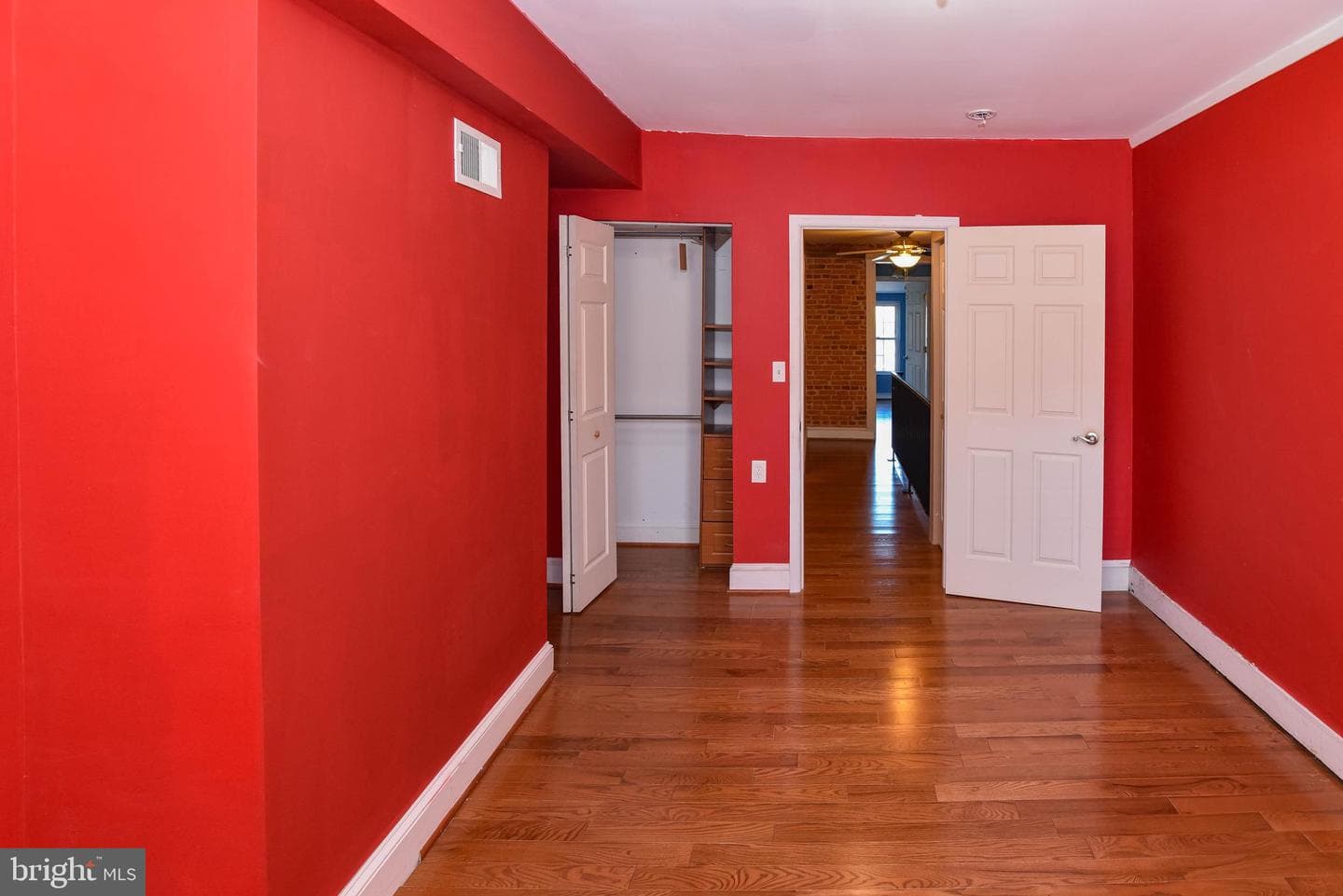 1238 Wall Street photo 13