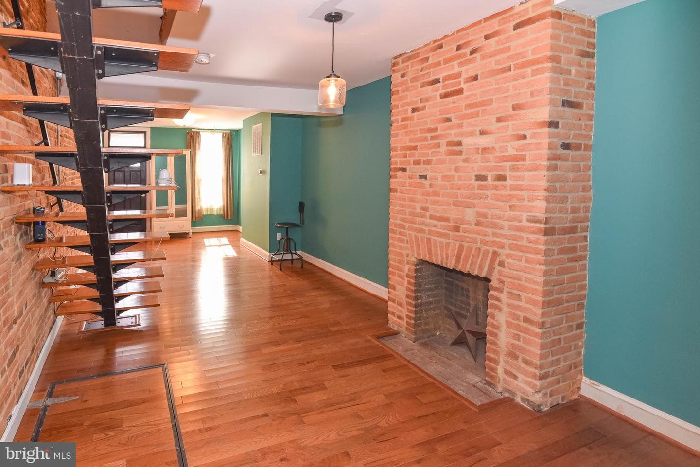 1238 Wall Street photo 5