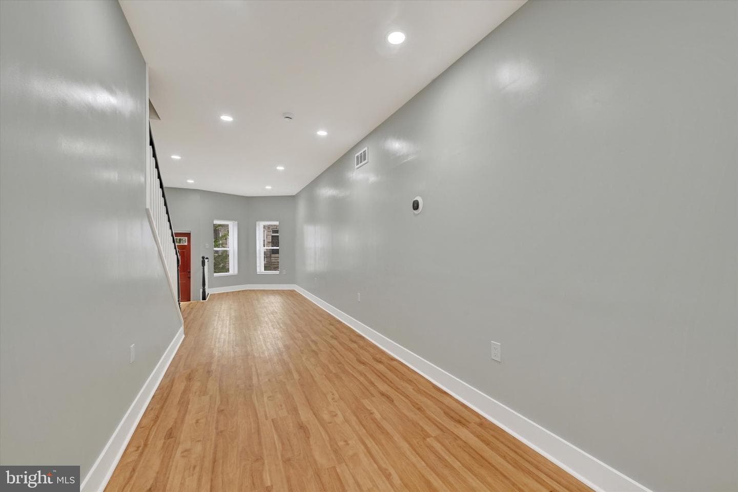2512 Hollins Street photo 5