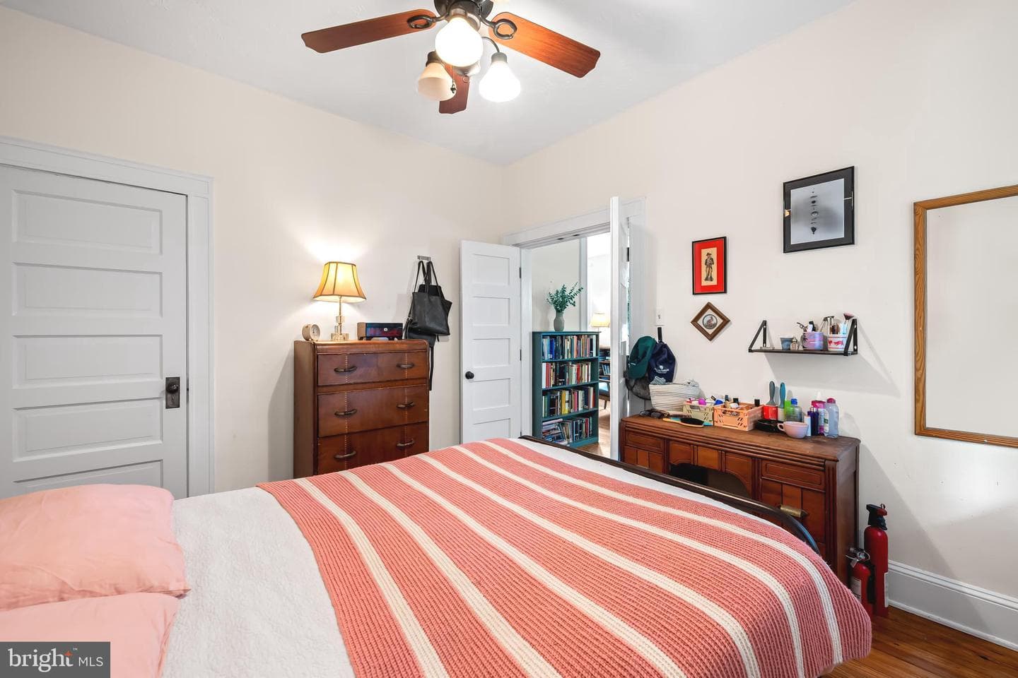 2607 Goodwood Road photo 16