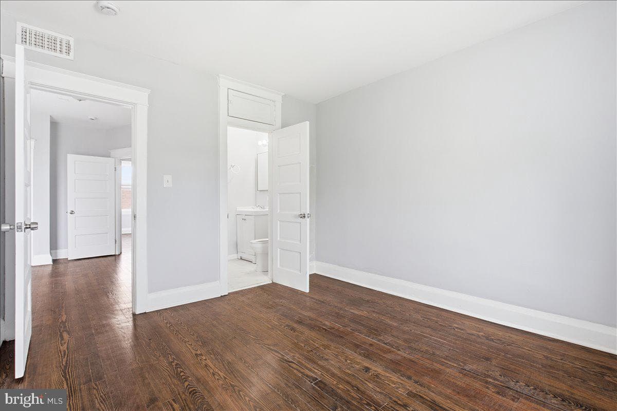 1231 N Potomac Street photo 16