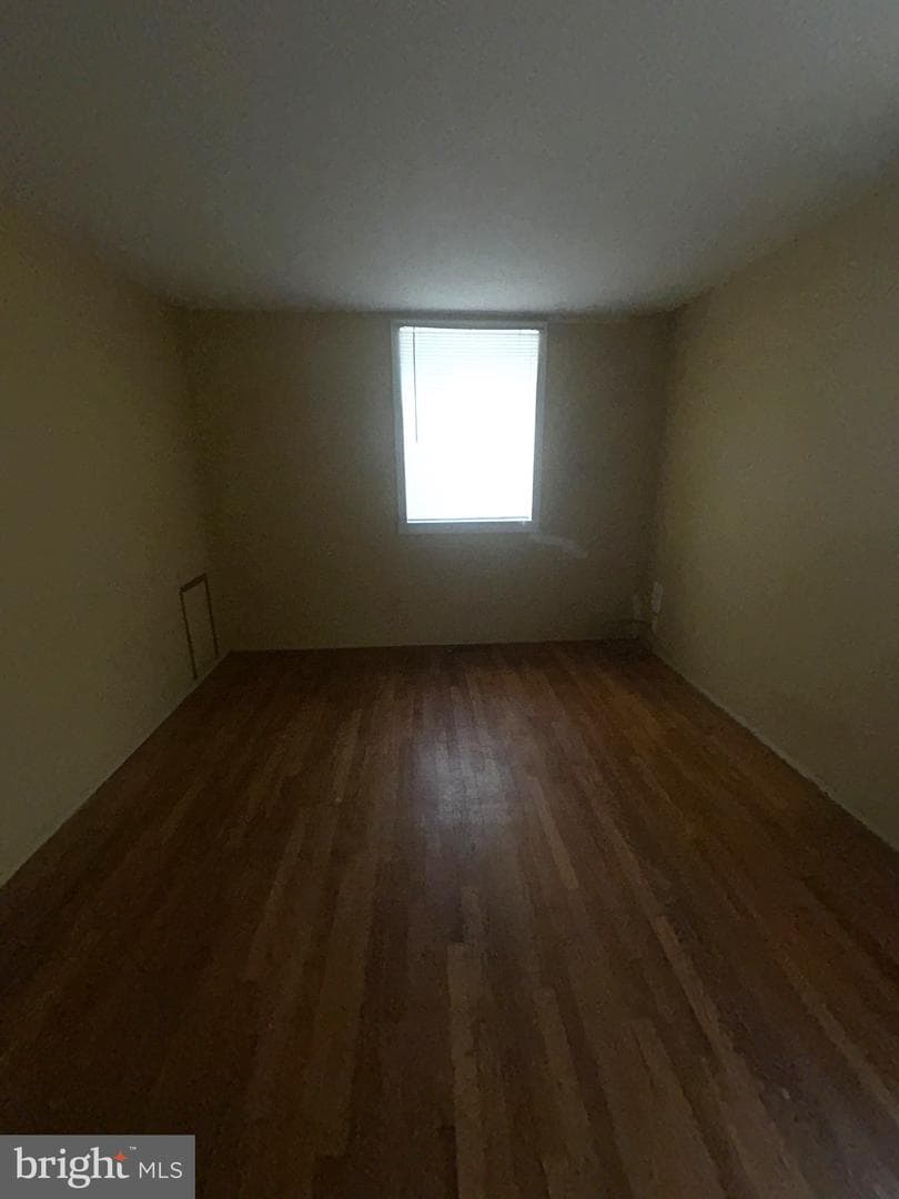 2718 Norland Road photo 9
