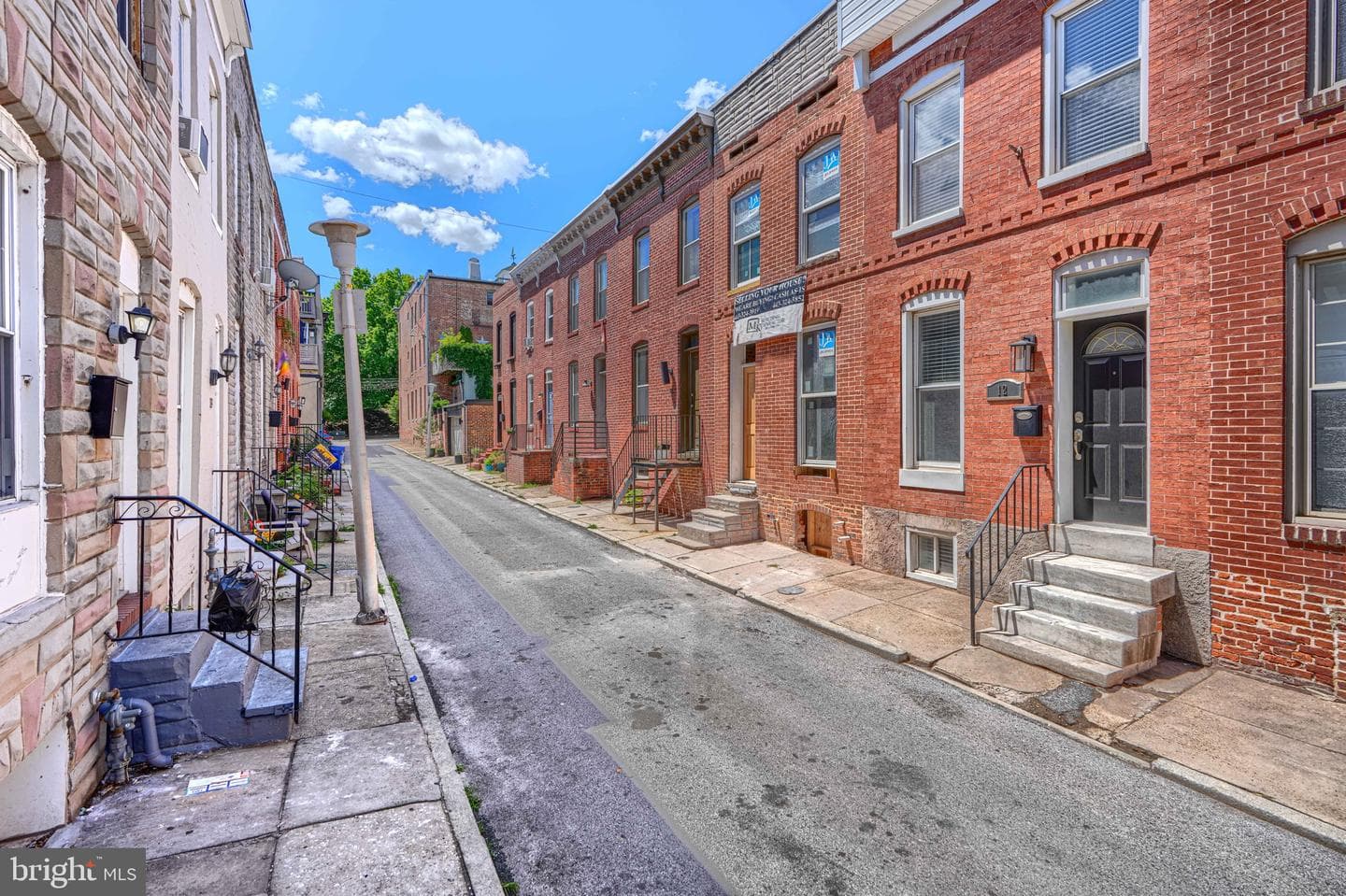 12 N Bradford Street photo 3