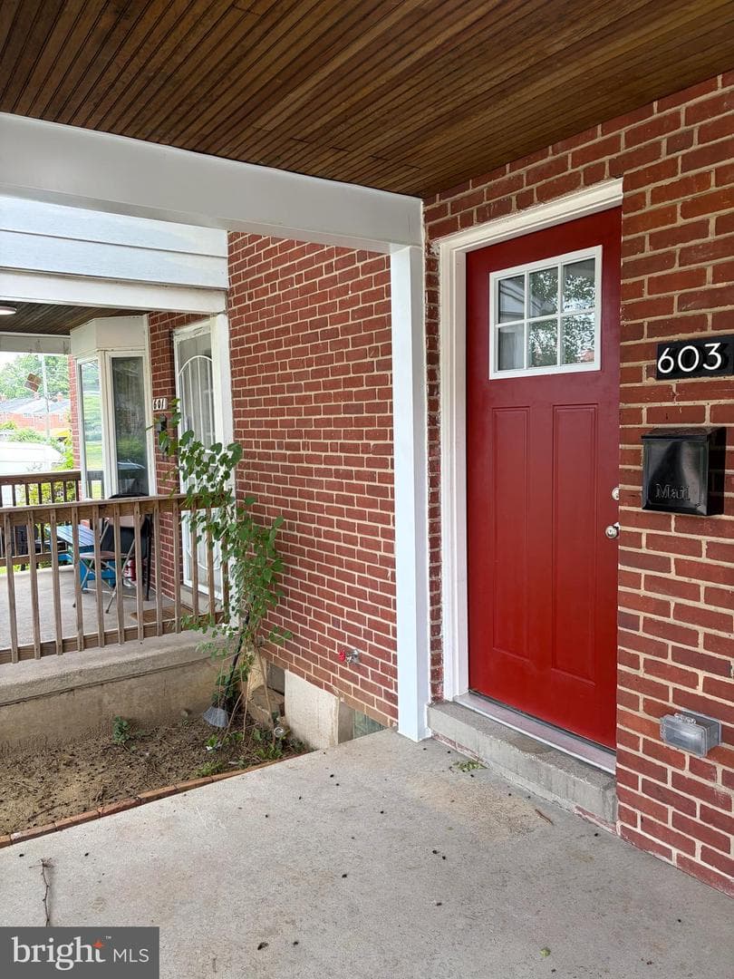 603 Brisbane Road, Baltimore