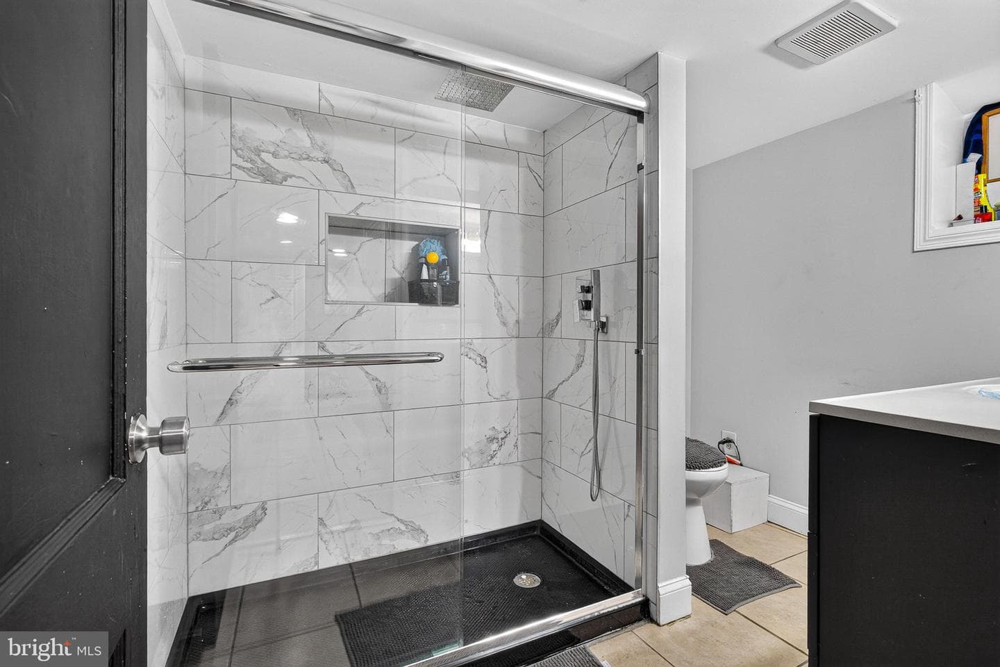6704 Graceland Avenue photo 30