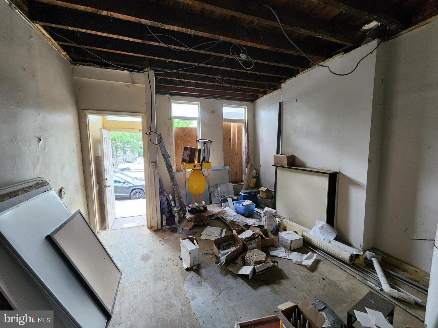 2224 Wilkens Avenue photo 4
