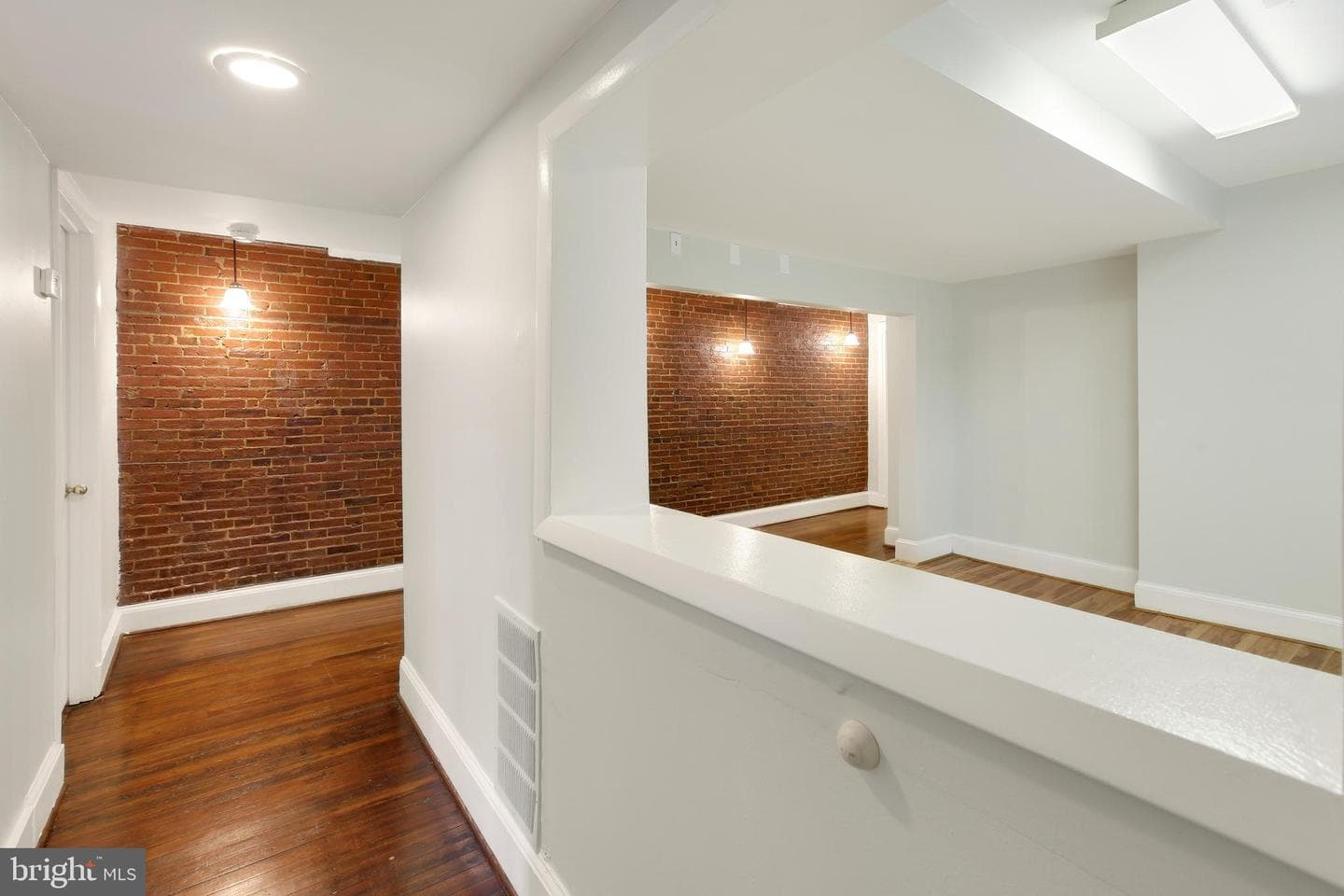 10 W Madison Street W #1 photo 14