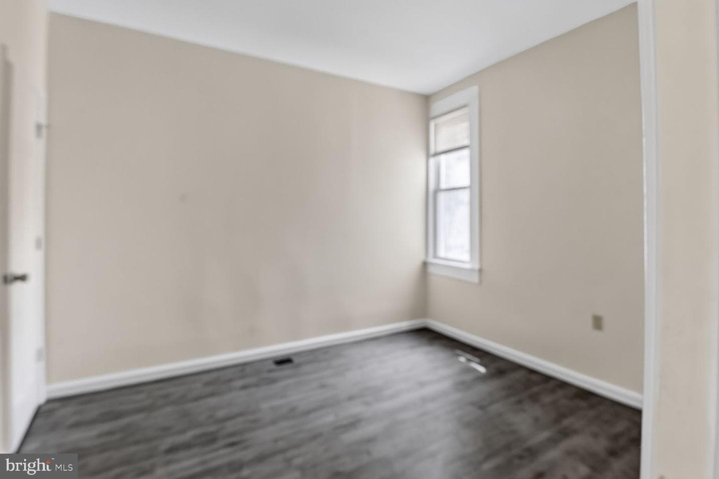 1905 Penrose Avenue photo 13