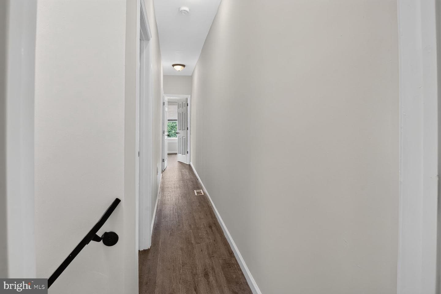 1905 Penrose Avenue photo 8