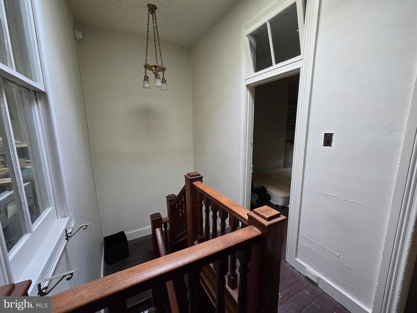 122 W Lanvale Street photo 26