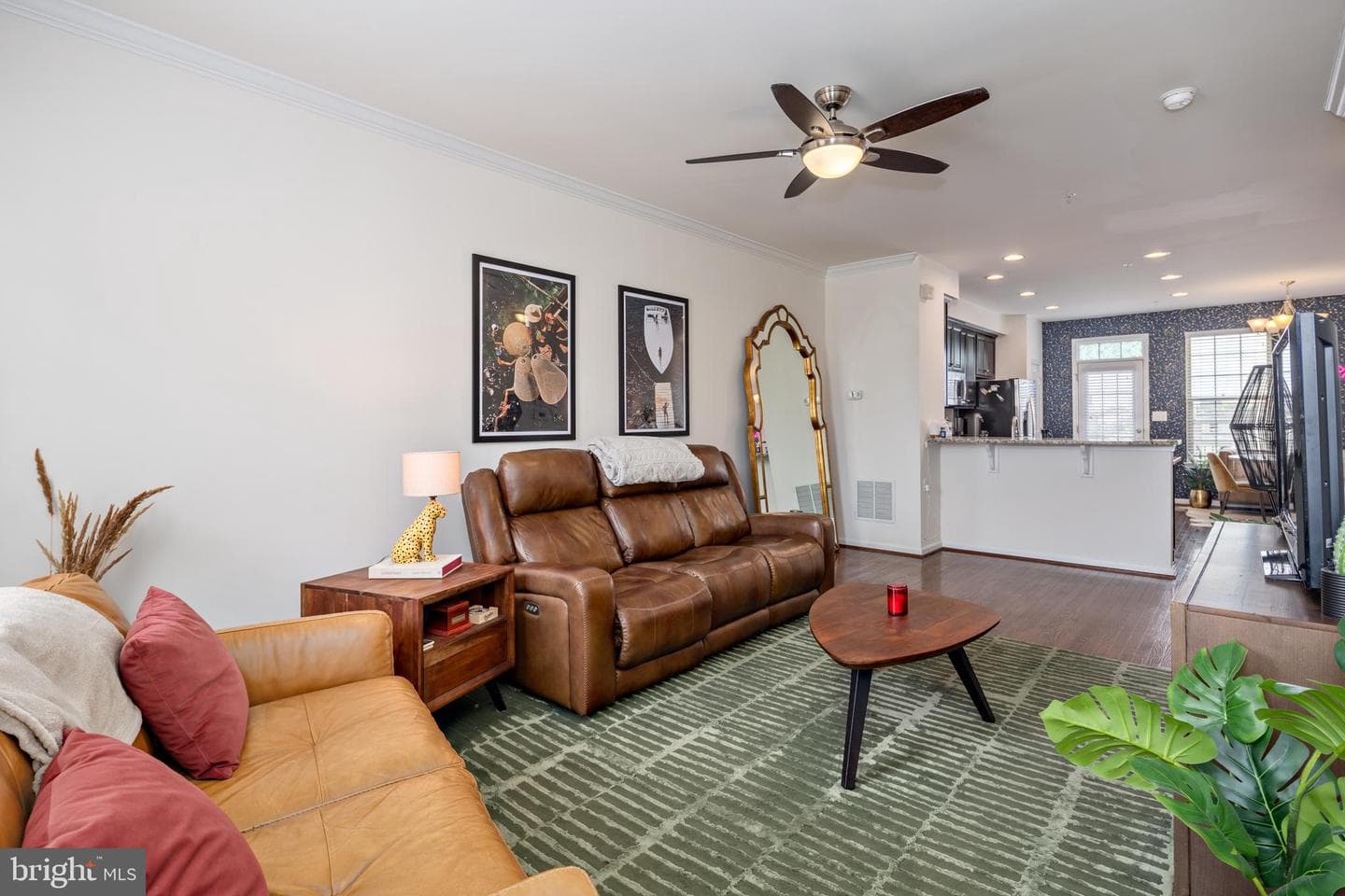 836 S Macon Street photo 8