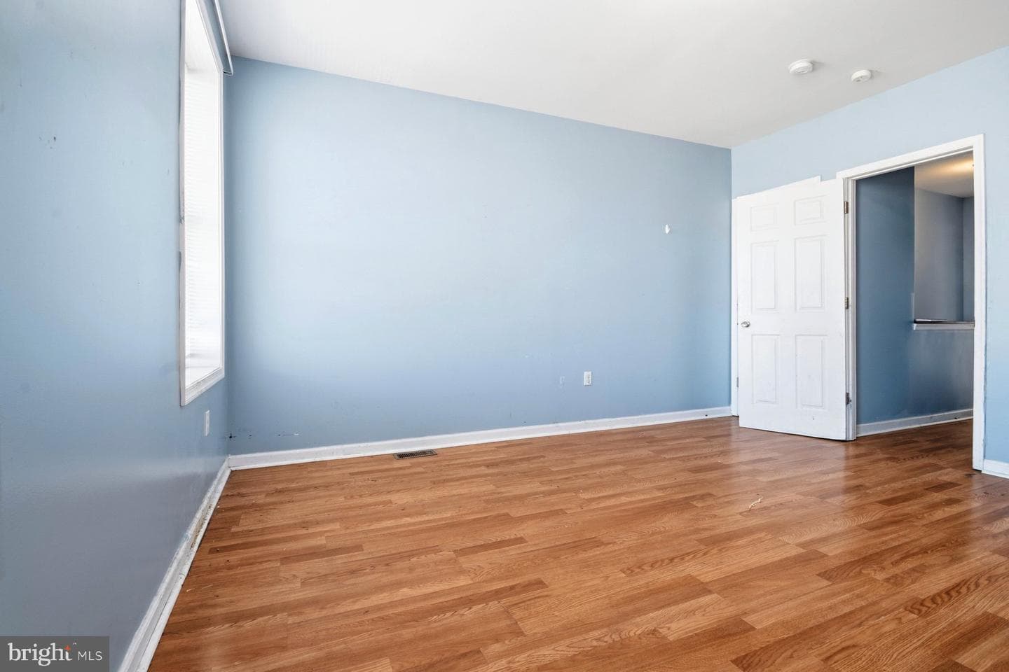 762 Bartlett Avenue photo 22