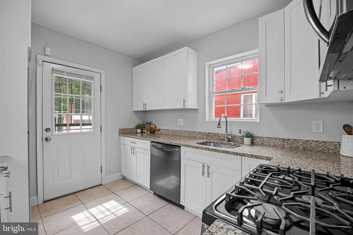 3433 Wabash Avenue photo 10